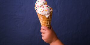 kid-handed-icecream